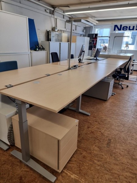 K & N - Steh-Sitz-Schreibtisch B 320 cm